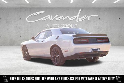 2022 Dodge Challenger SXT