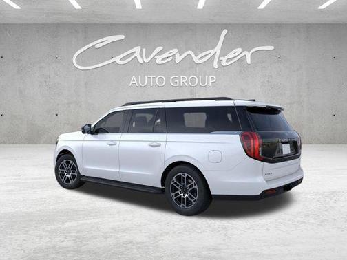 Star White Metallic Tri-Coat 2026 Ford Expedition Max Active 4x2