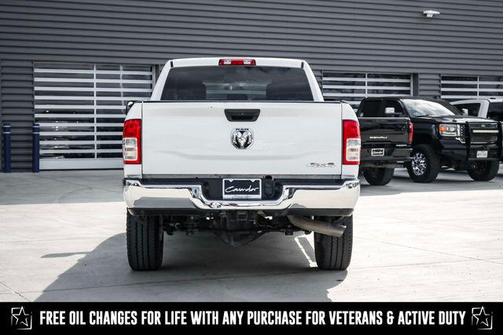 2020 RAM 2500 Tradesman Crew Cab 4X4 6'4' Box