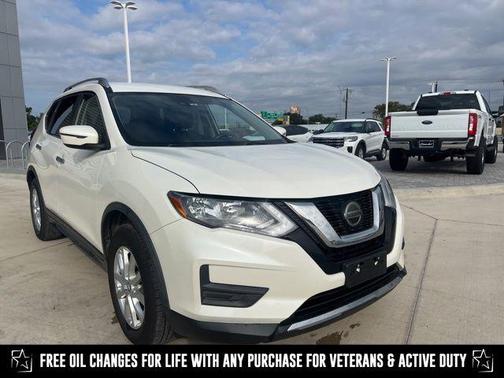 2020 Nissan Rogue SV