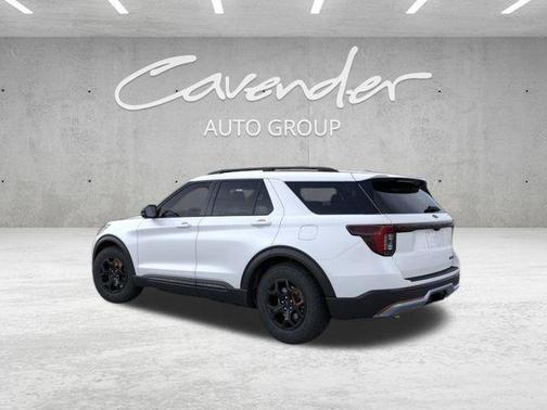 Star White Metallic Tri-Coat 2026 Ford Explorer Tremor