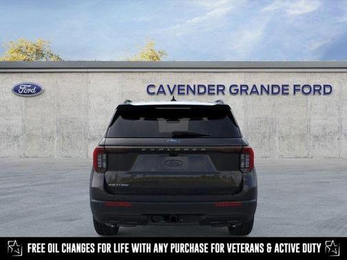 2025 Ford Explorer Active
