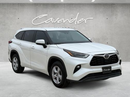 Blizzard Pearl 2021 Toyota Highlander LE