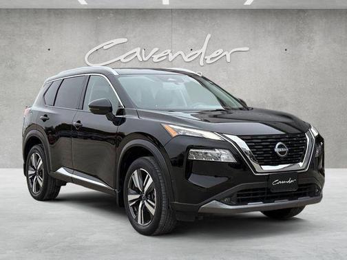 2022 Nissan Rogue SL