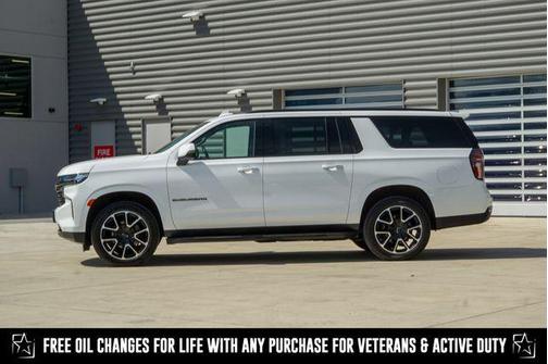 2021 Chevrolet Suburban RST