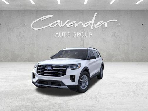 Star White Metallic Tri-Coat 2026 Ford Explorer Active
