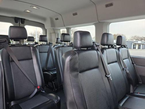 2021 Ford Transit-350 XL