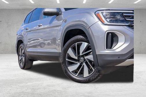 2024 Volkswagen Atlas 2.0T SE w/Technology 4MOTION