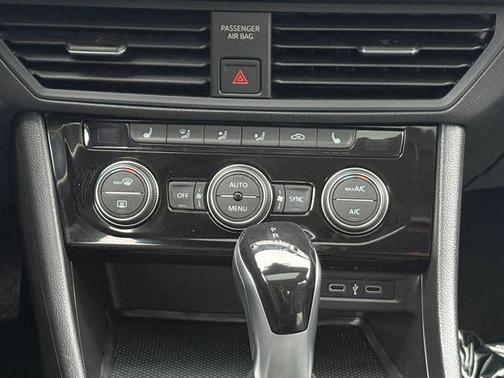2022 Volkswagen Jetta 1.5T SE