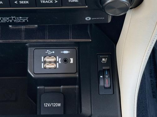 White 2022 Lexus GX 460 BASE
