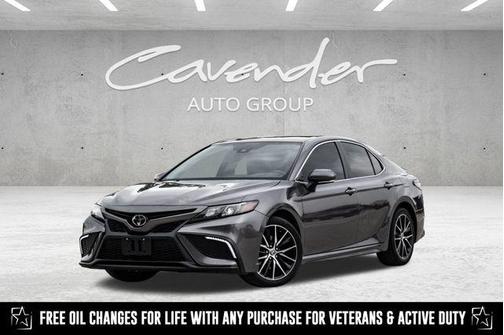 2022 Toyota Camry SE