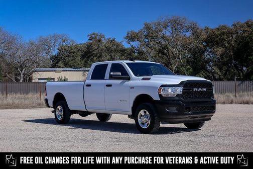 2022 RAM 2500 Tradesman Crew Cab 4x4 8' Box