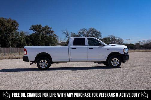 2022 RAM 2500 Tradesman Crew Cab 4x4 8' Box