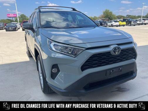 2021 Toyota RAV4 XLE Premium