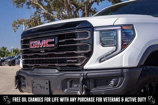 2023 GMC Sierra 1500 AT4X