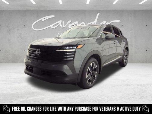 2025 Nissan Kicks SV