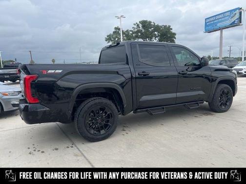 2023 Toyota Tundra SR5