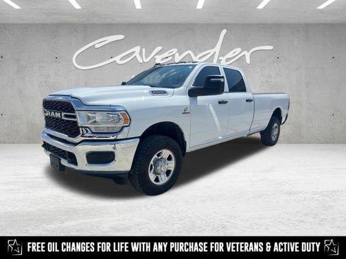 2024 RAM 2500 Tradesman Crew Cab 4x4 8' Box