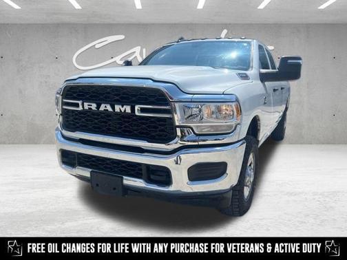 2024 RAM 2500 Tradesman Crew Cab 4x4 8' Box