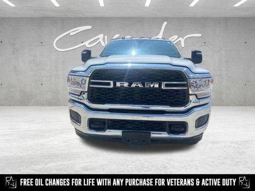 2024 RAM 2500 Tradesman Crew Cab 4x4 8' Box