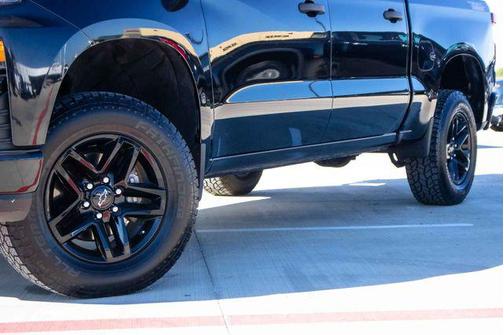 2021 Chevrolet Silverado 1500 Custom Trail Boss