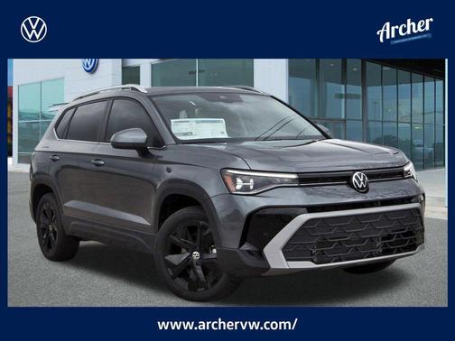 Platinum Gray Metallic 2026 Volkswagen Taos 1.5T SE