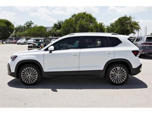 2025 Volkswagen Taos 1.5T SE