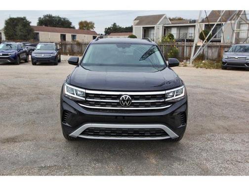 2023 Volkswagen Atlas 3.6L SE w/Technology