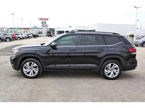 2023 Volkswagen Atlas 3.6L SE w/Technology