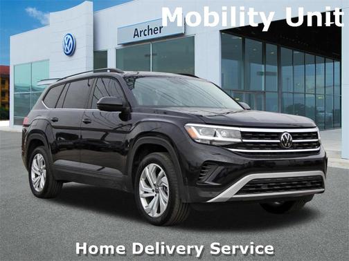 2023 Volkswagen Atlas 3.6L SE w/Technology