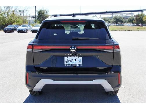 2025 Volkswagen Tiguan 2.0T S