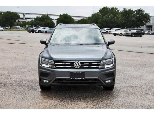 Platinum Gray Metallic 2021 Volkswagen Tiguan 2.0T SEL