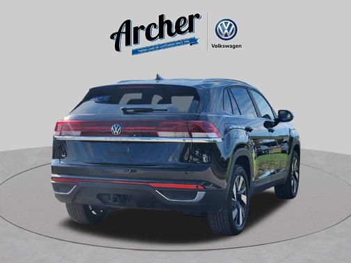 Deep Black Pearl Effect 2026 Volkswagen Atlas Cross Sport 2.0T SE W/TECHNOLOGY