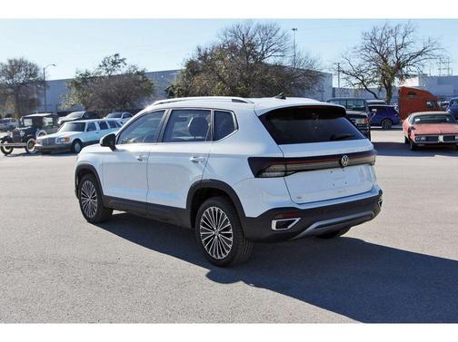 2026 Volkswagen Taos 1.5T SE