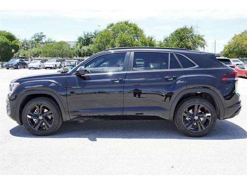 2025 Volkswagen Atlas Cross Sport 2.0T SEL R-Line Black