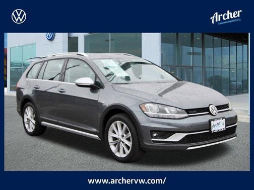 2019 Volkswagen Golf Alltrack TSI S