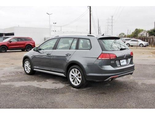 2019 Volkswagen Golf Alltrack TSI S