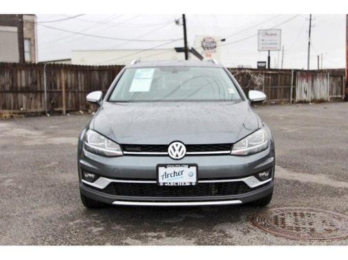 2019 Volkswagen Golf Alltrack TSI S