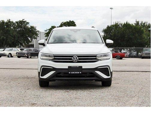 Pure White 2023 Volkswagen Tiguan 2.0T S