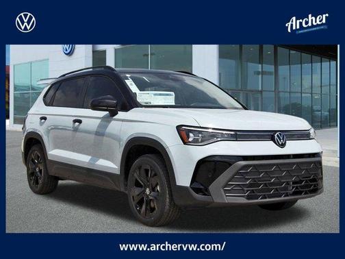 2025 Volkswagen Taos 1.5T SE Black