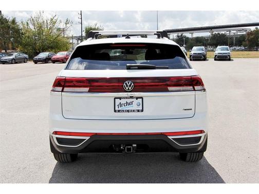 2026 Volkswagen Atlas Cross Sport 2.0T SEL