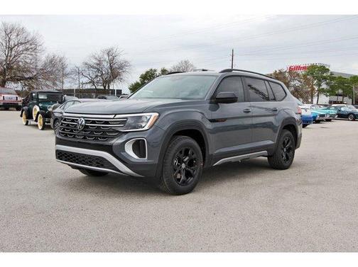 2025 Volkswagen Atlas 2.0T Peak Edition