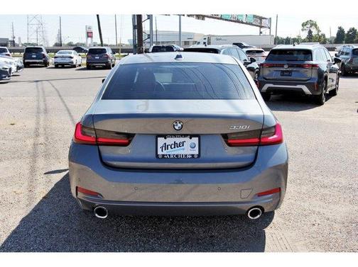Skyscraper Gray Metallic 2024 BMW 330 i