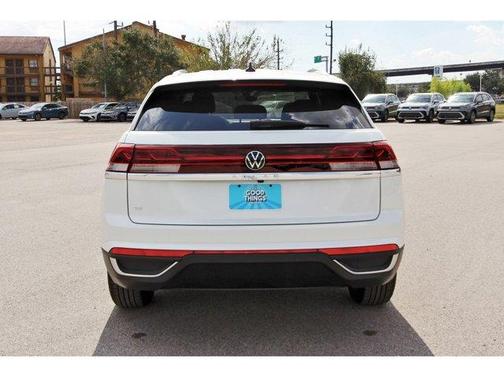 2026 Volkswagen Atlas Cross Sport 2.0T SE
