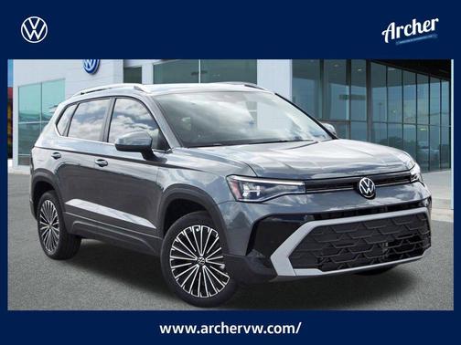 Platinum Gray Metallic 2026 Volkswagen Taos 1.5T SE