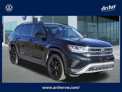2022 Volkswagen Atlas 3.6L SE w/Technology