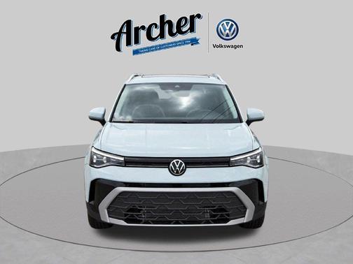 Monument Gray 2026 Volkswagen Taos 1.5T SE