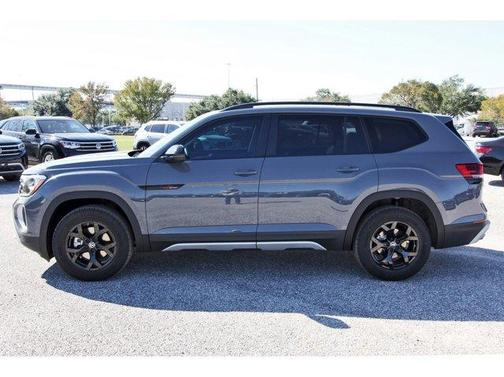 2025 Volkswagen Atlas 2.0T Peak Edition