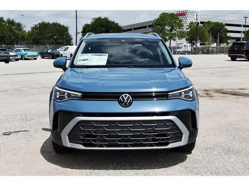 Monterey Blue Pearl 2025 Volkswagen Taos 1.5T SE