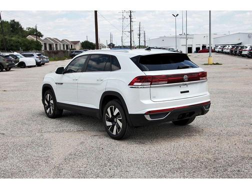 Opal White Pearl 2026 Volkswagen Atlas Cross Sport 2.0T SE W/TECHNOLOGY